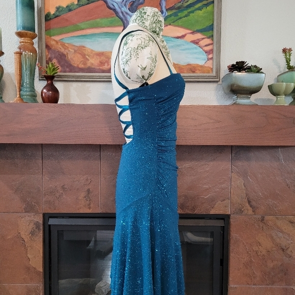 Elegant Teal Sparkle Dress - Picture 4 of 7